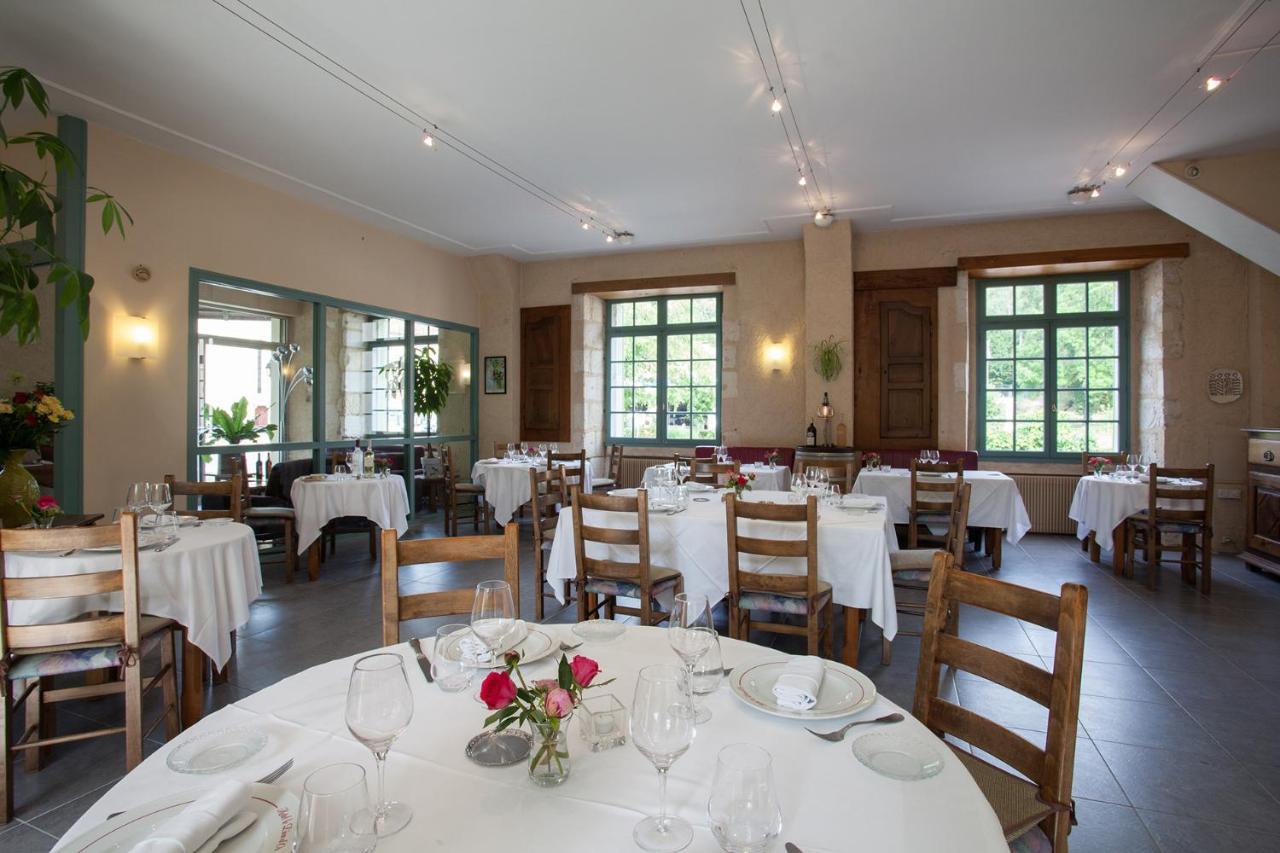 Le Lion D'Or Hotel Manzac-sur-Vern Eksteriør billede