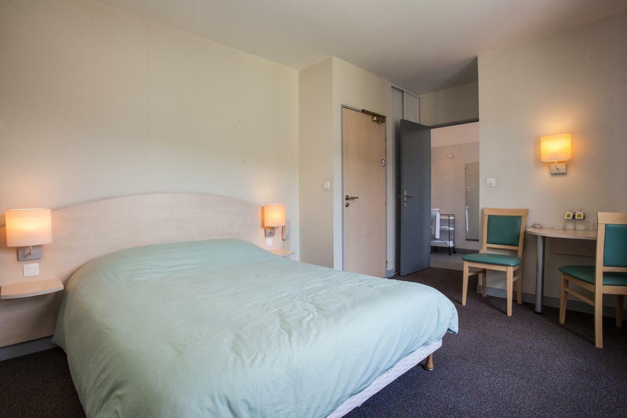 Le Lion D'Or Hotel Manzac-sur-Vern Eksteriør billede
